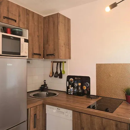 Moderne Avec Piscine, Proche Plage Et Commerces - 4 Couchages, Clim, Ascenseur - Fr-1-249-385 * Агд